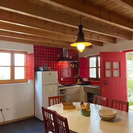 Дом отдыха Casa Pedralva *