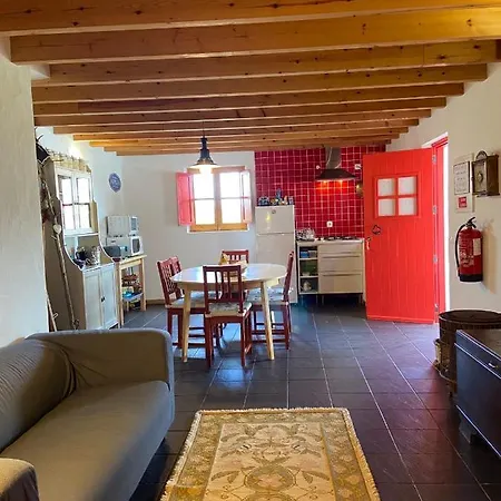 Дом отдыха Casa Pedralva Вила-ду-Биспо